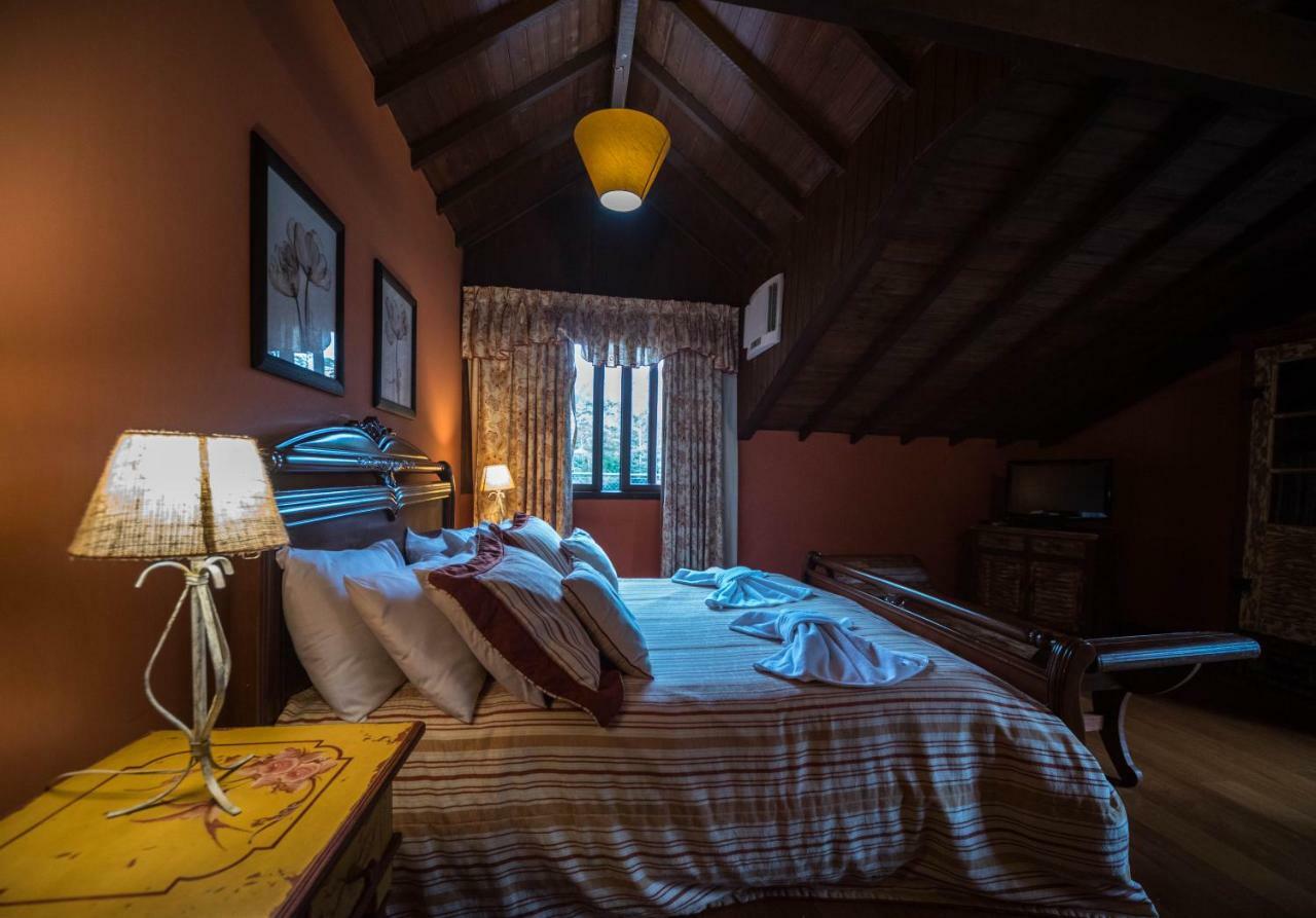 Pousada Quinta Dos Passaros Itaipava ภายนอก รูปภาพ